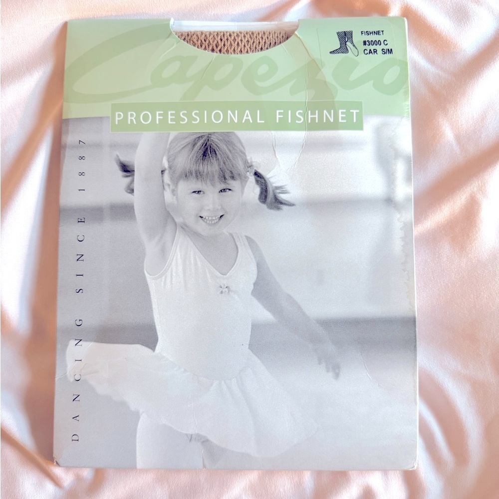 Capezio Girls Seamless Tan Fishnet Tights, Size S/M, Brand New